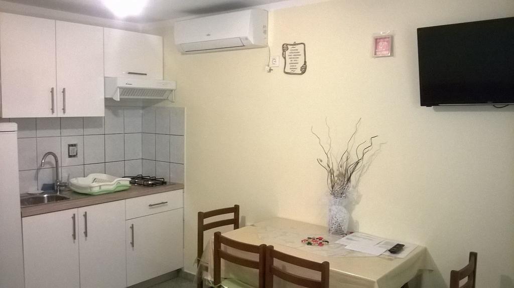 Apartment Rose Póla Kültér fotó